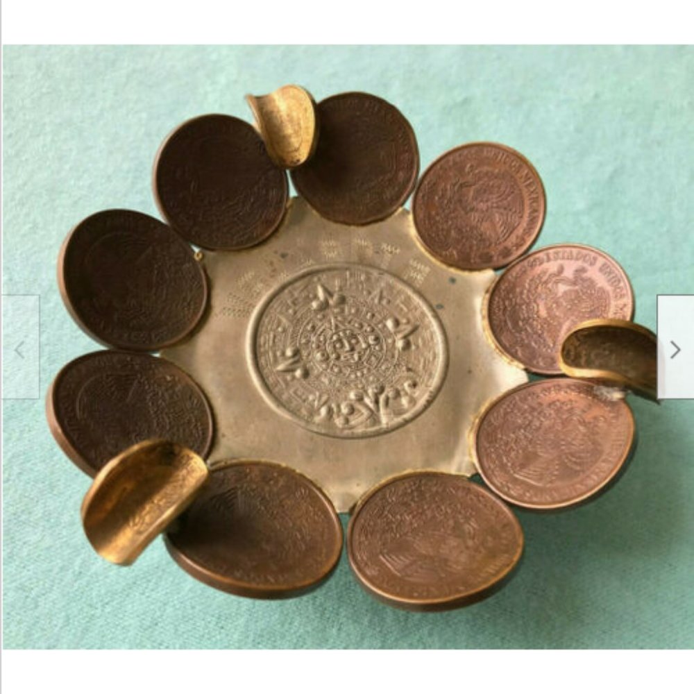 Vtg Mayan Sun God Mexican Metal Ash Tray Centavos 1950s 60s 70s Coins